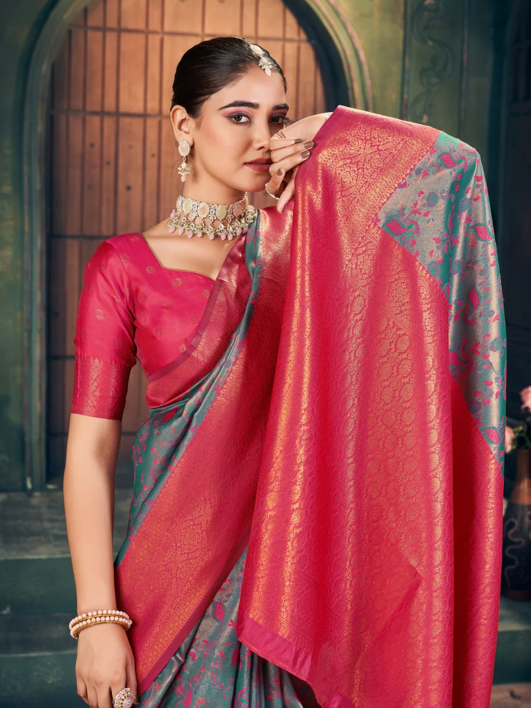 Grey Banarasi Silk Saree with Pink Pallu