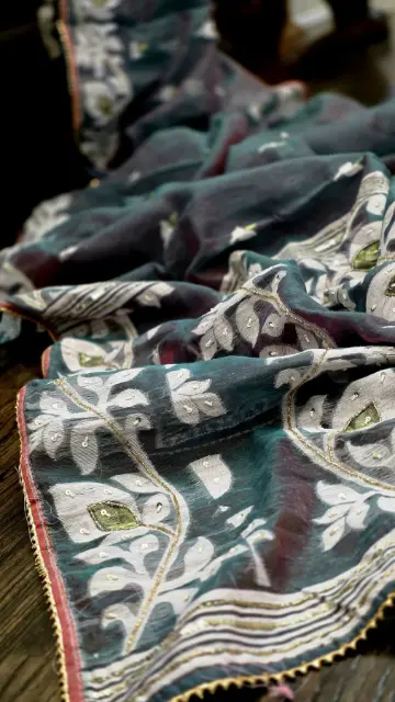 Jamdani Saree with Cutdana Work
